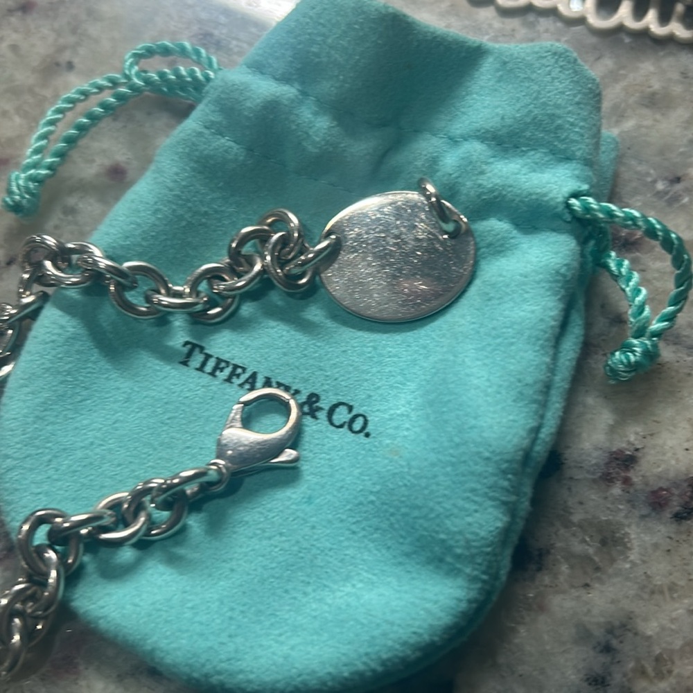 Return to Tiffany® Oval Tag Necklace - Picture 7 of 8